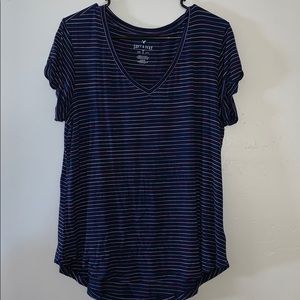 American eagle T-shirt v-neck